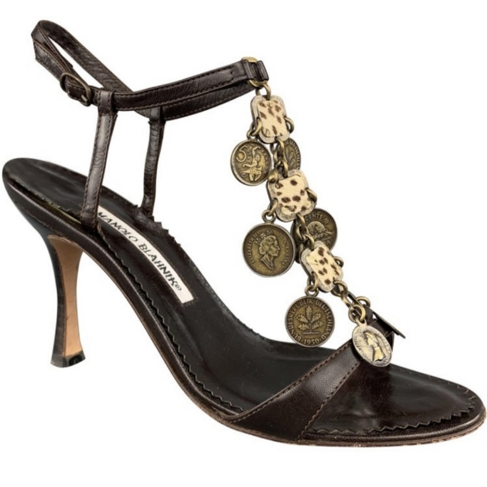 Manolo Blahhik RARE brown leather coin heels